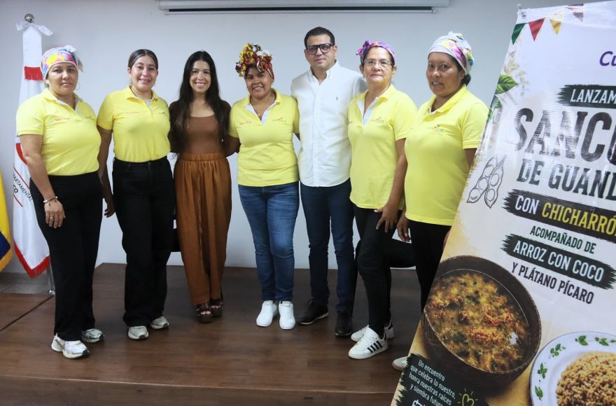 Las matronas de Sibarco cocinan tradición en el Primer Festival del Sancocho de Guandú Seco con Chicharrón