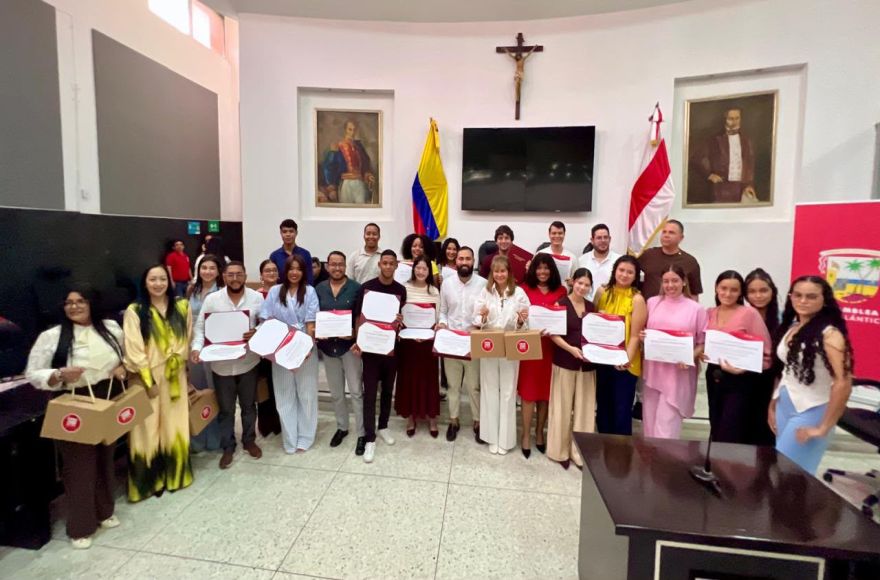 Atlántico reconoce a jóvenes líderes que transforman sus comunidades