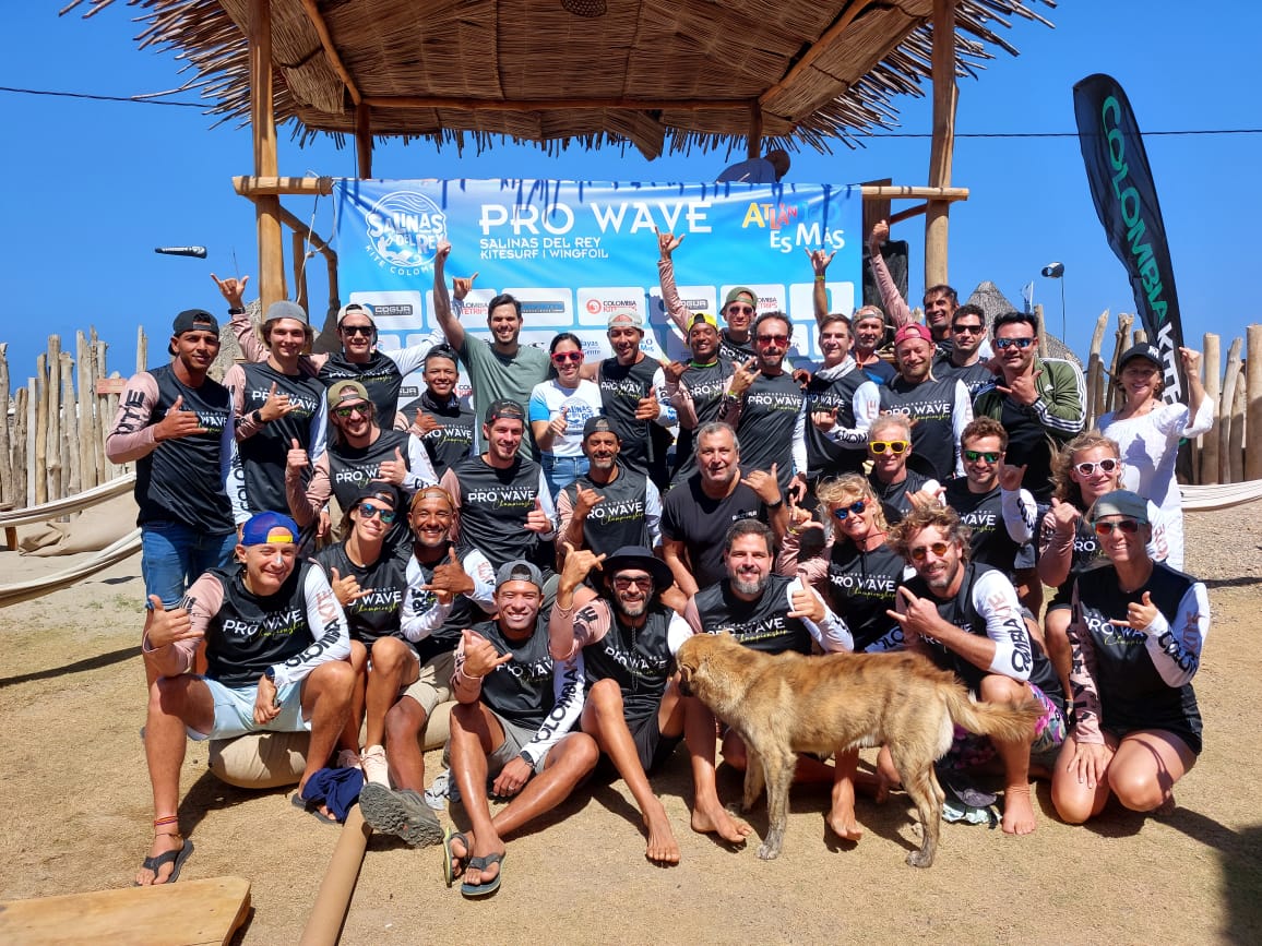 Atlantico Salinas del Rey anfitriona del torneo local de kitesurf