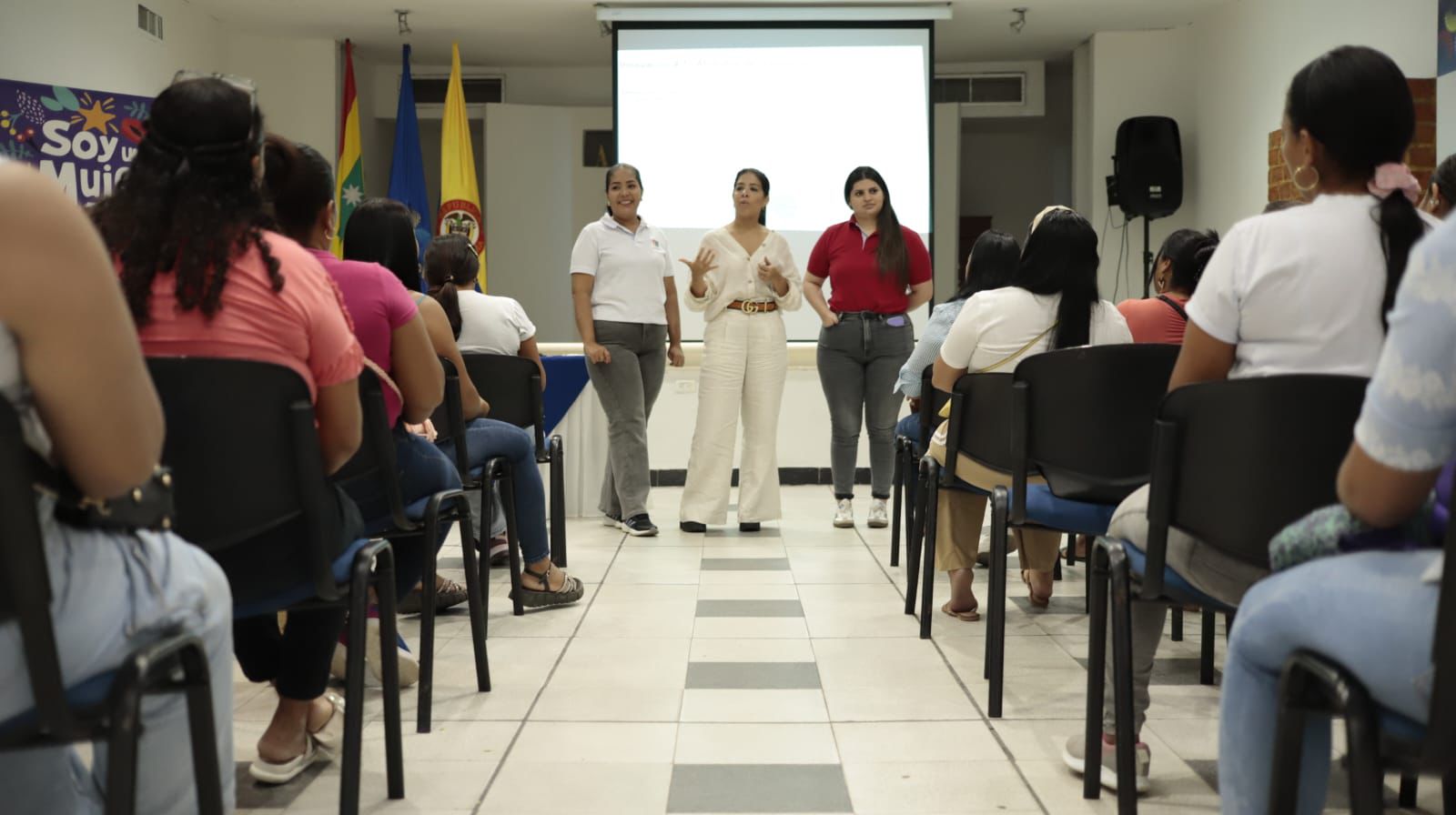 “Soy una Mujer que Brilla con mi Negocio”, la estrategia de autonomía económica de la Gobernación del Atlántico