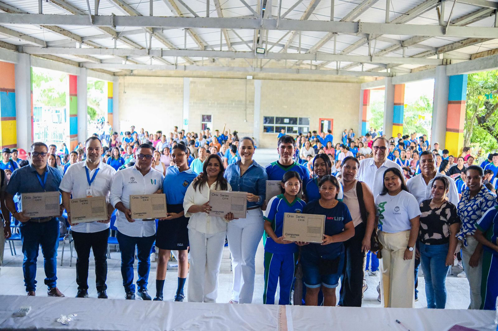 Con respaldo del gobierno de Eduardo Verano, 222 estudiantes de Tubará estrenan computadores para elevar la calidad educativa