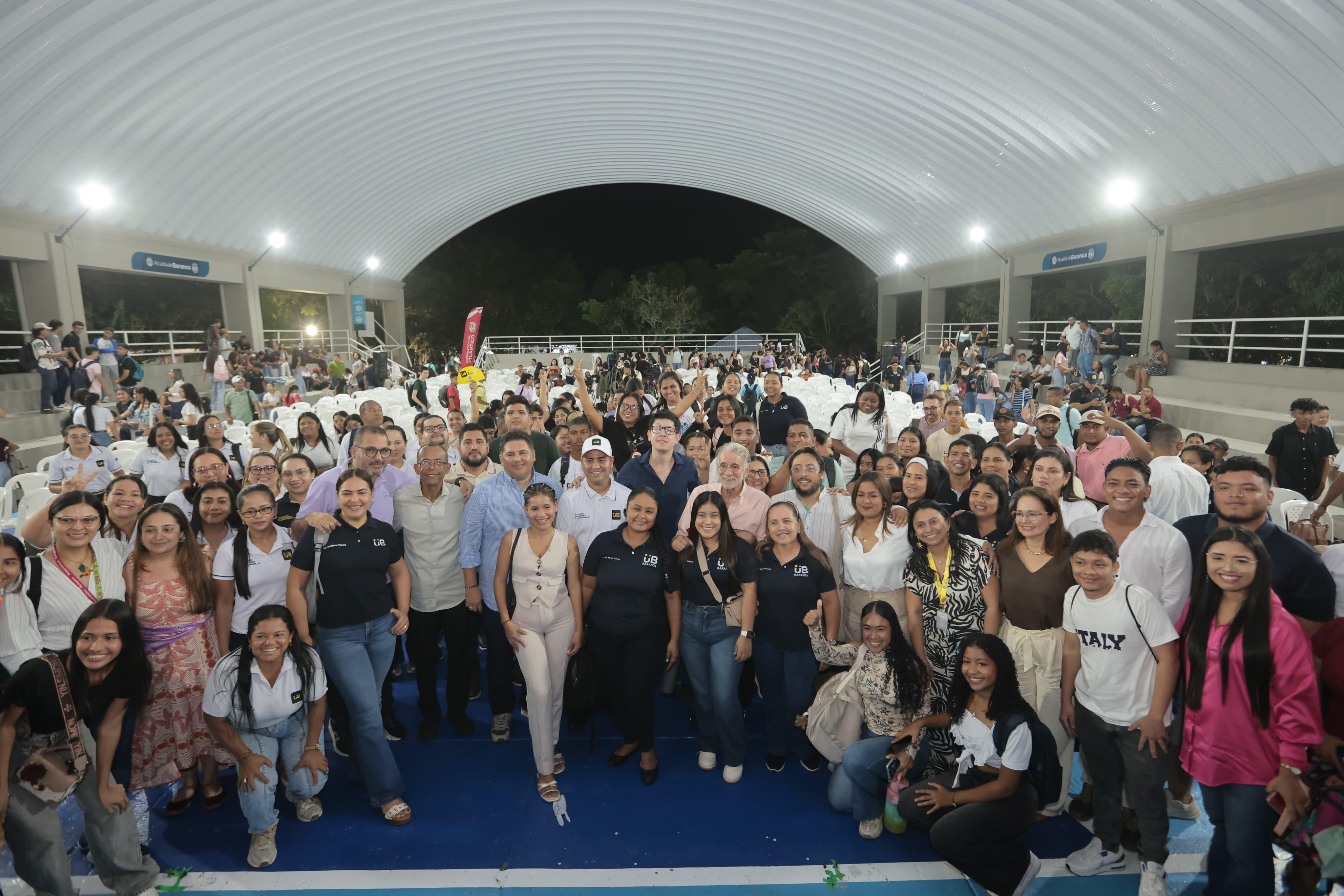 1.500 jóvenes de los pueblos ingresan a la educación superior gratuita: la meta del Gobierno Verano: 10.000