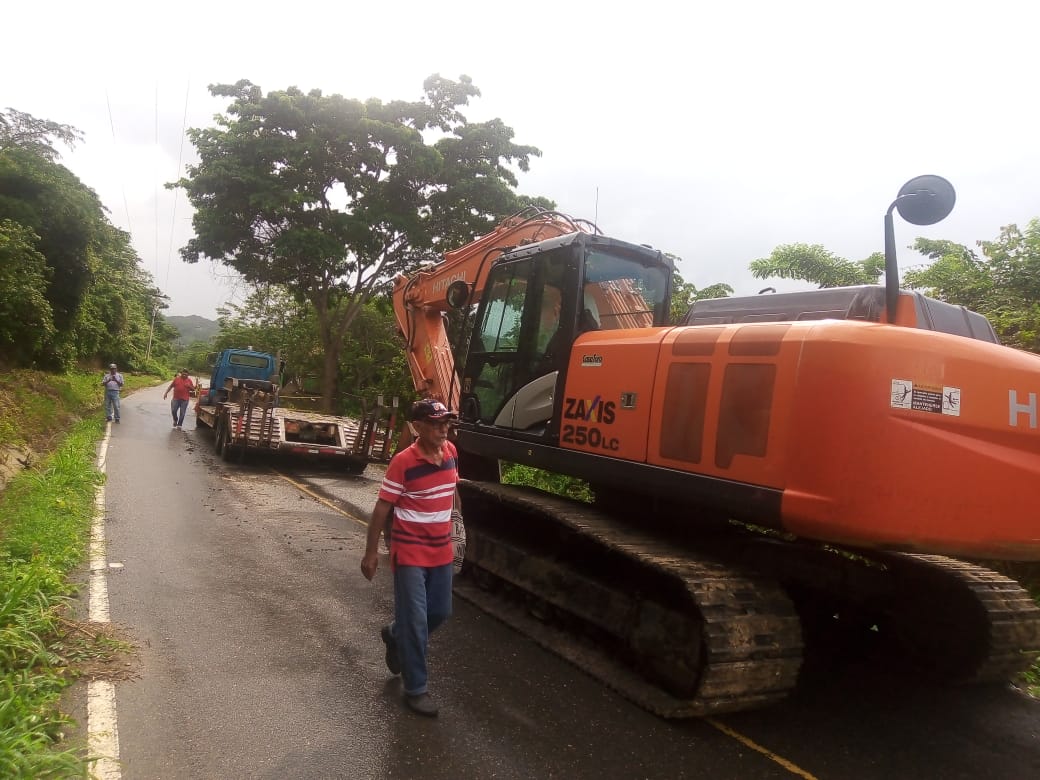 Atlantico Gobernacion inicia obras en puntos criticos del tramo Piojo  El Vaiven  Tubara