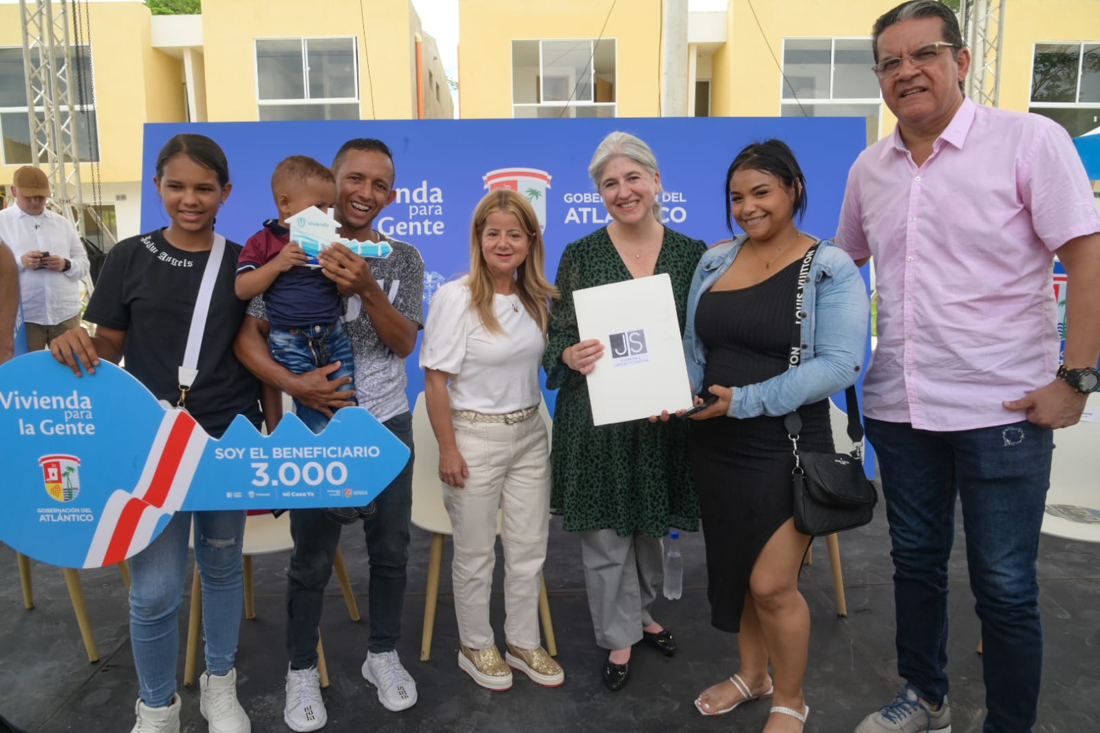 Atlantico 3 mil familias del Atlantico son propietarias