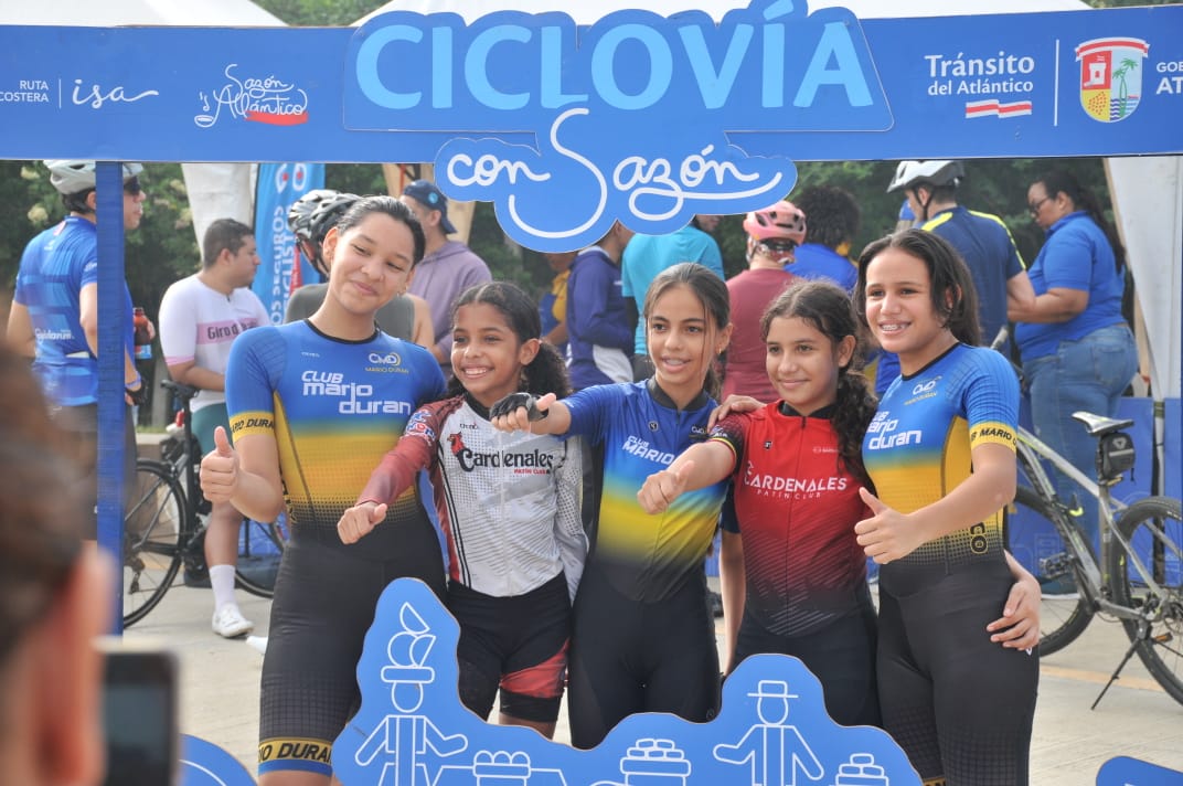 Atlantico Transito celebracion de Amor y Amistad