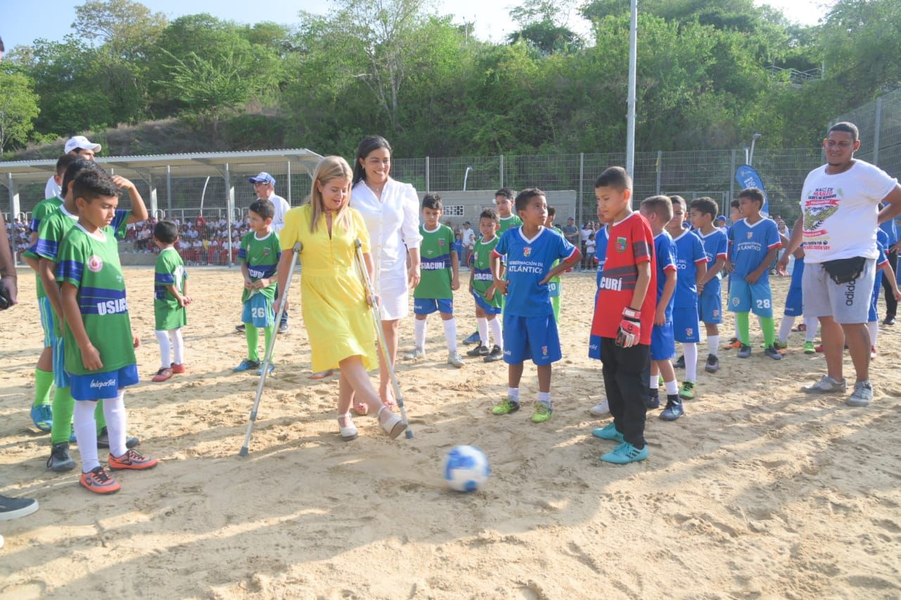 Atlantico cancha de futbol Chacanita en Usiacuri