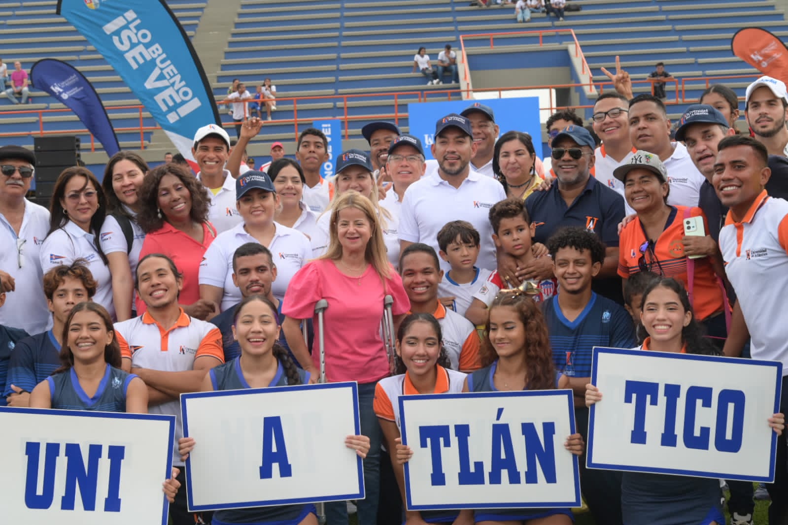 Atlantico renovadas cancha de futbol y pista atletica Universidad del Atlantico sede norte