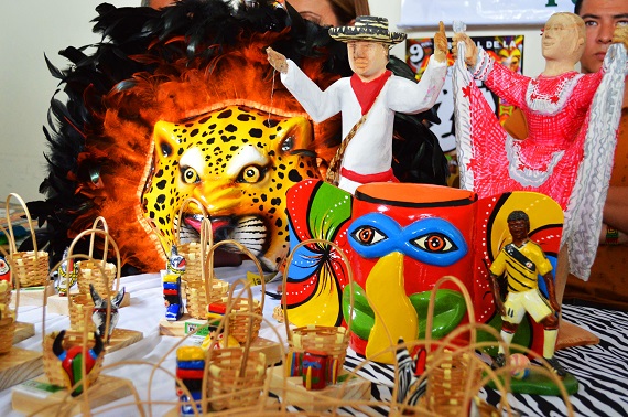 ‘Manos a la Obra’ le da color al carnaval con las artesanías del Atlántico